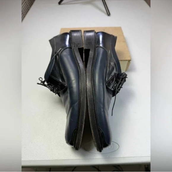 Louis Vuitton Runway Blue Leather
Metal Palace
Derby Shoes Sz 9 - Picture 11 of 15